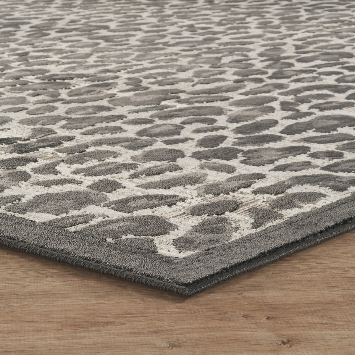 Mayfair Savanna metallic rug, styled view 5