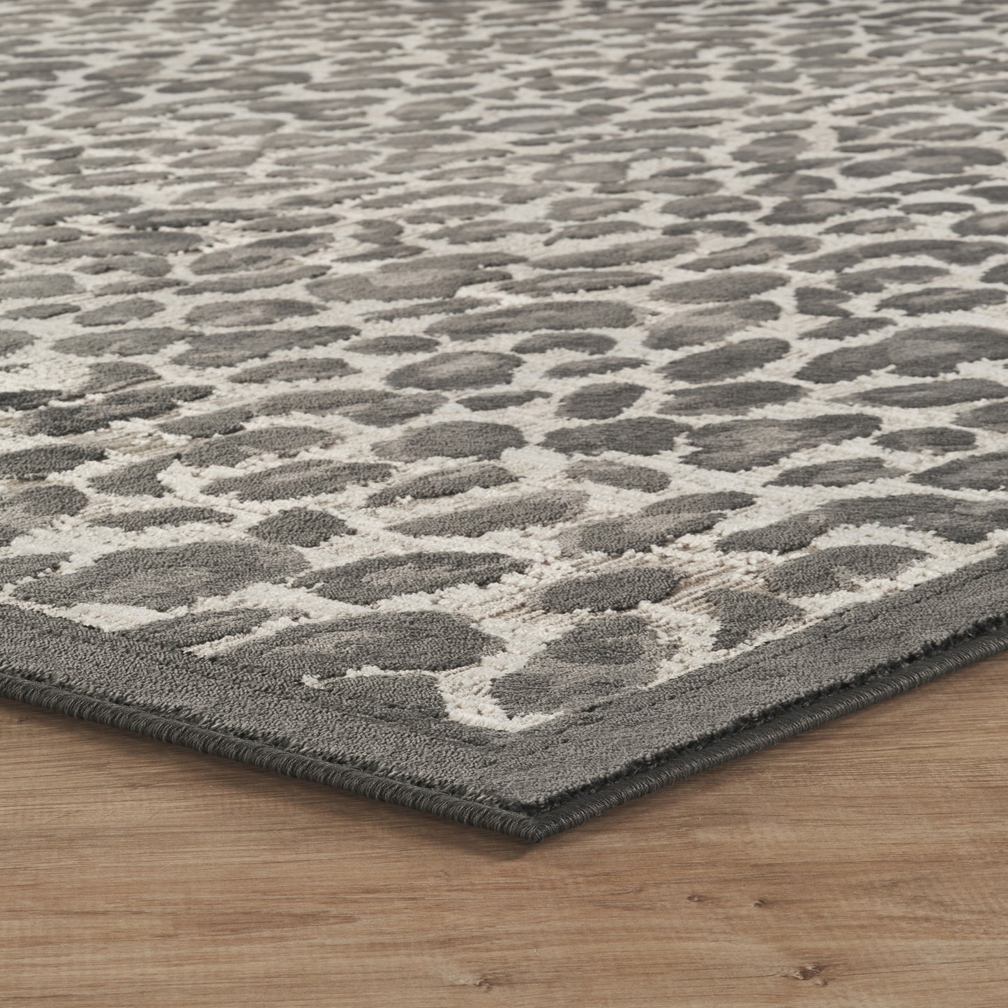 Mayfair Savanna metallic rug, styled view 5
