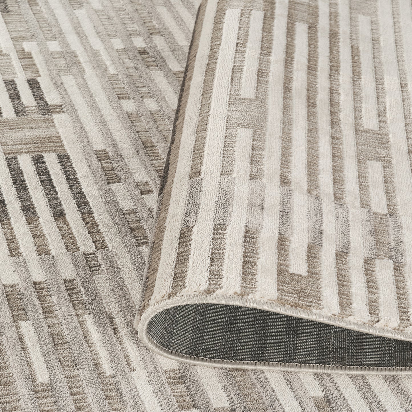 Dark Grey Mayfair Matrix metallic rug, styled view 9