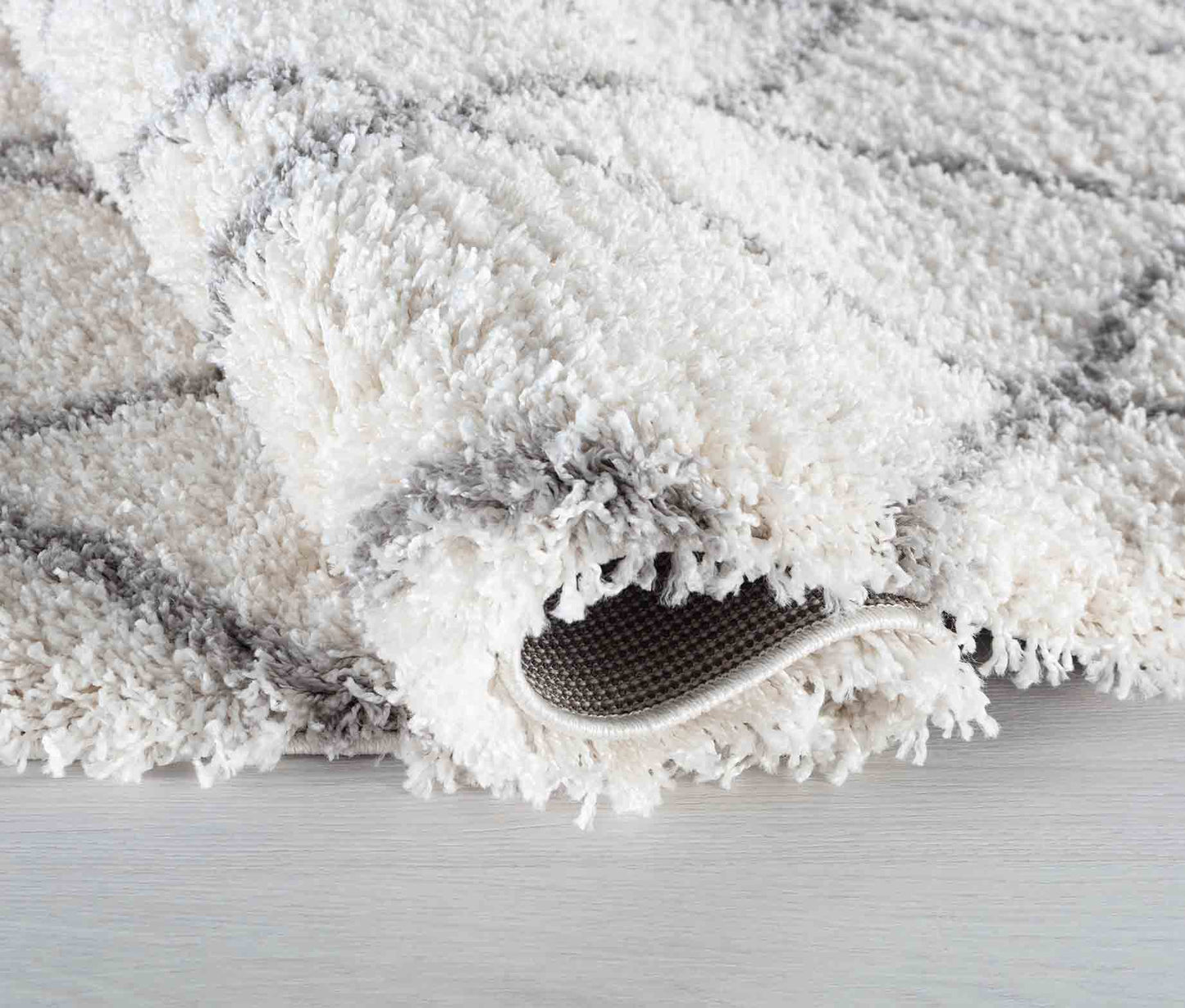 Marrakesh Diamond Shaggy Rug - Light Cream
