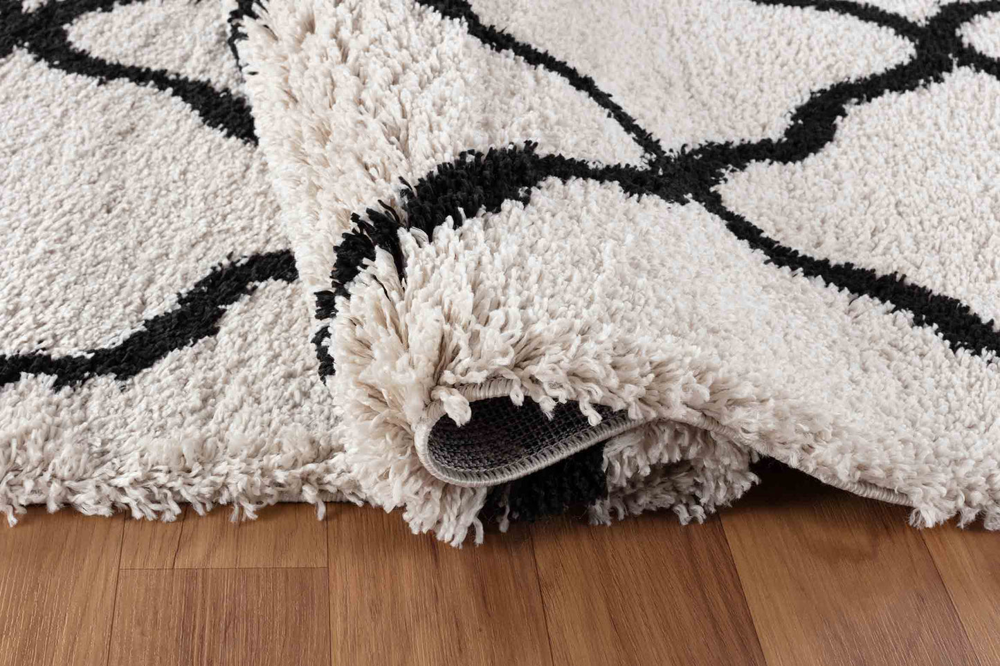 Marrakesh Bold Trellis Shaggy Rug - Stone