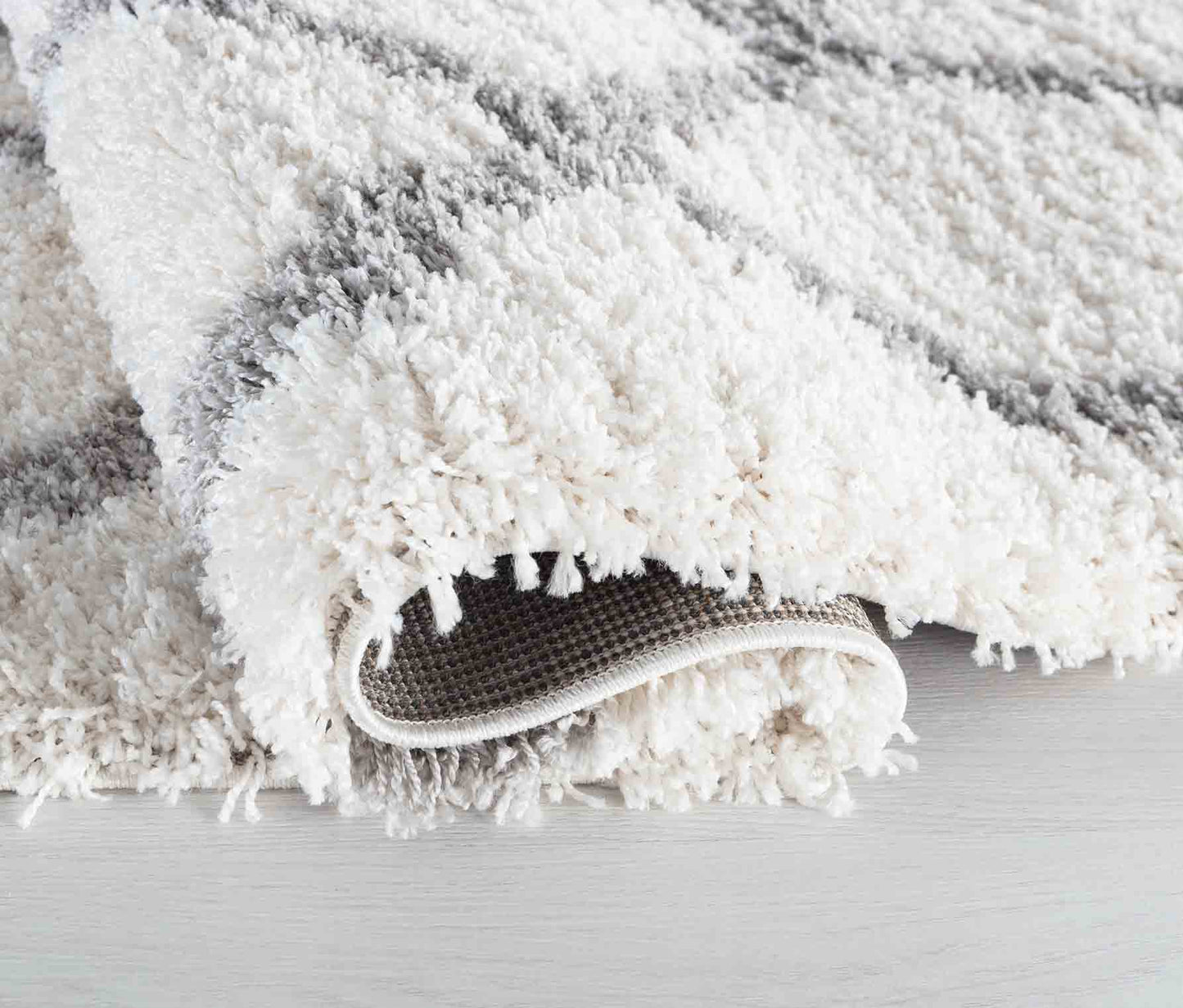 Marrakesh Bold Trellis Shaggy Rug - Light Cream