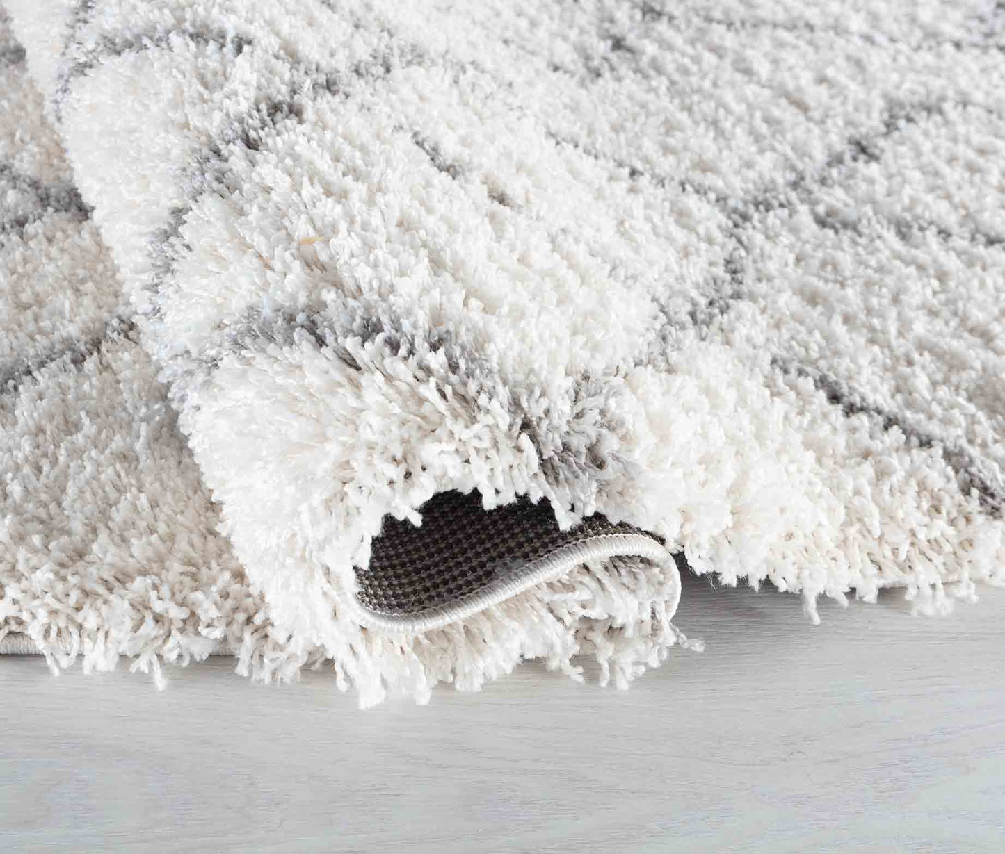 Marrakesh Abstract Shaggy Rug - Light Cream