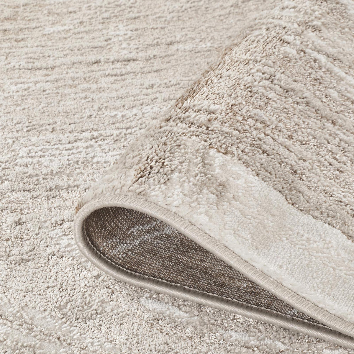Elysium Expression metallic abstract rug, styled view 3