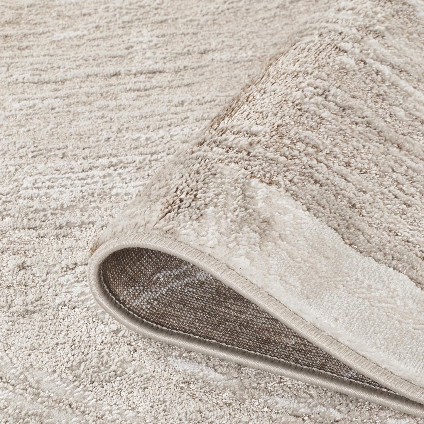Elysium Expression metallic abstract rug, styled view 3