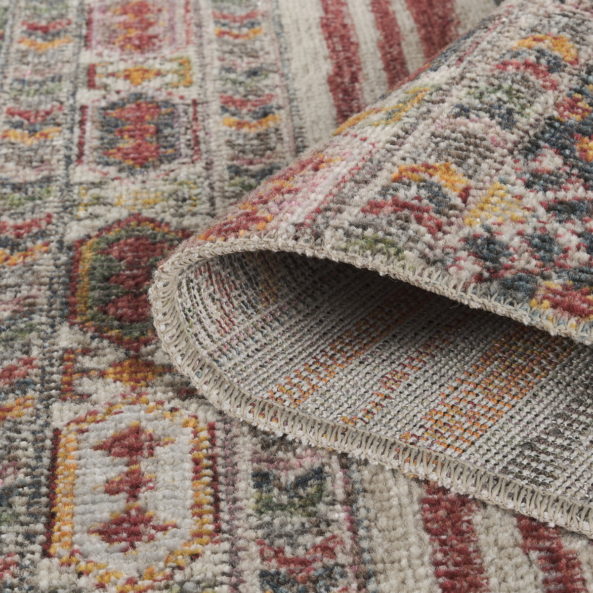 Multicolour Aress Heritage modern rug, close-up pile detail
