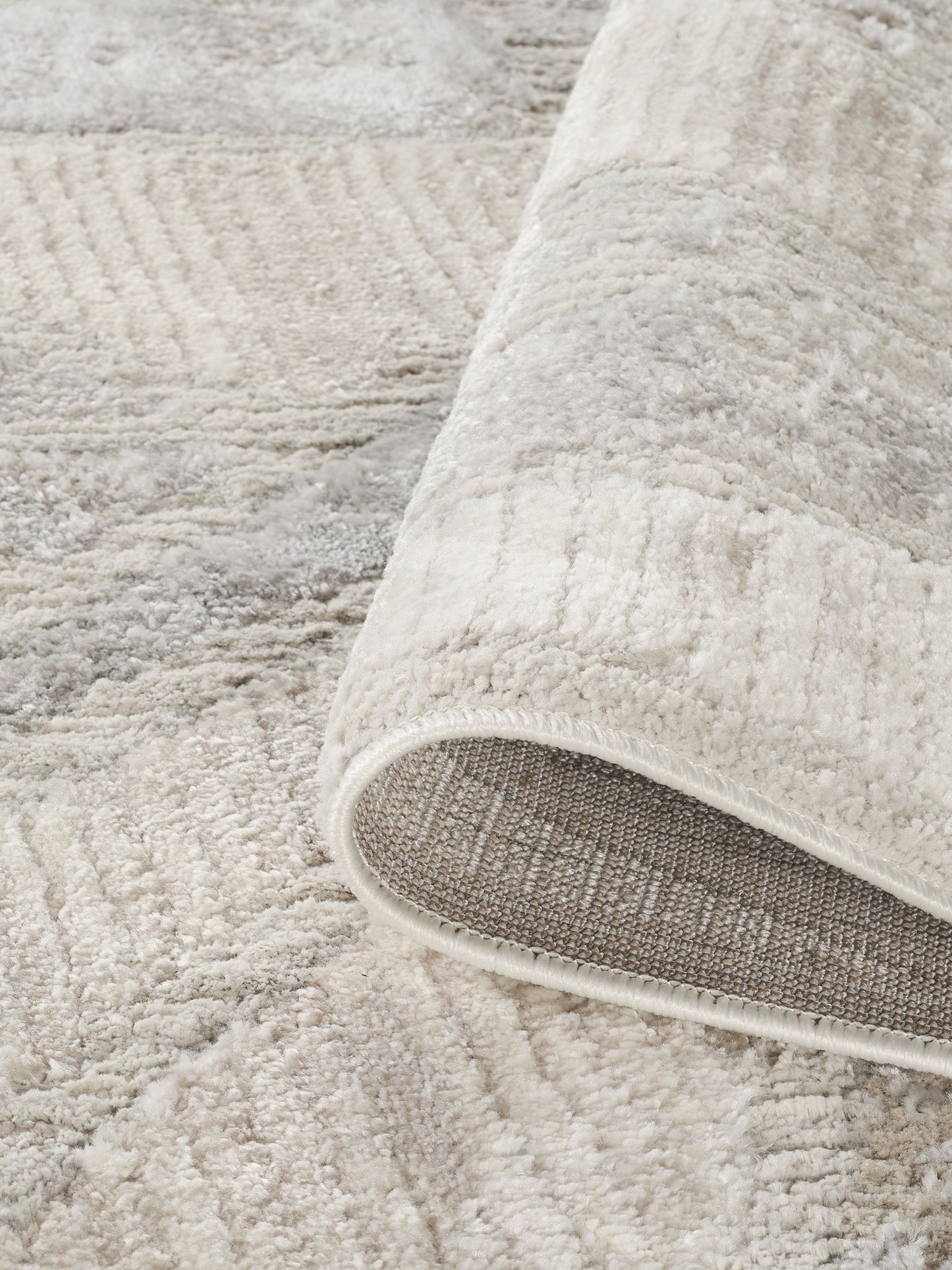 Mabel Gem patterned rug, close-up pile detail
