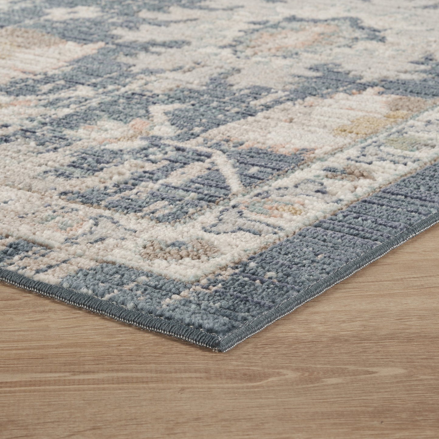 Maia Vintage Patterned Rug - Lagoon Navy