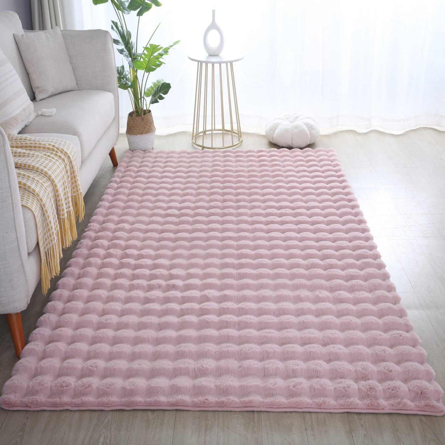 Orbie Bobble Rug - Snow White
