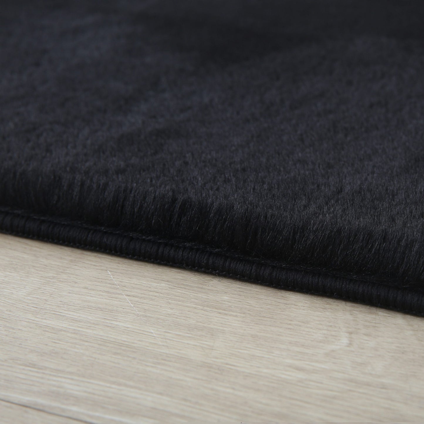 Plushtale Ultra-Soft Fluffy Rug - Anthracite
