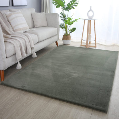 Plushtale Ultra-Soft Fluffy Rug - Green