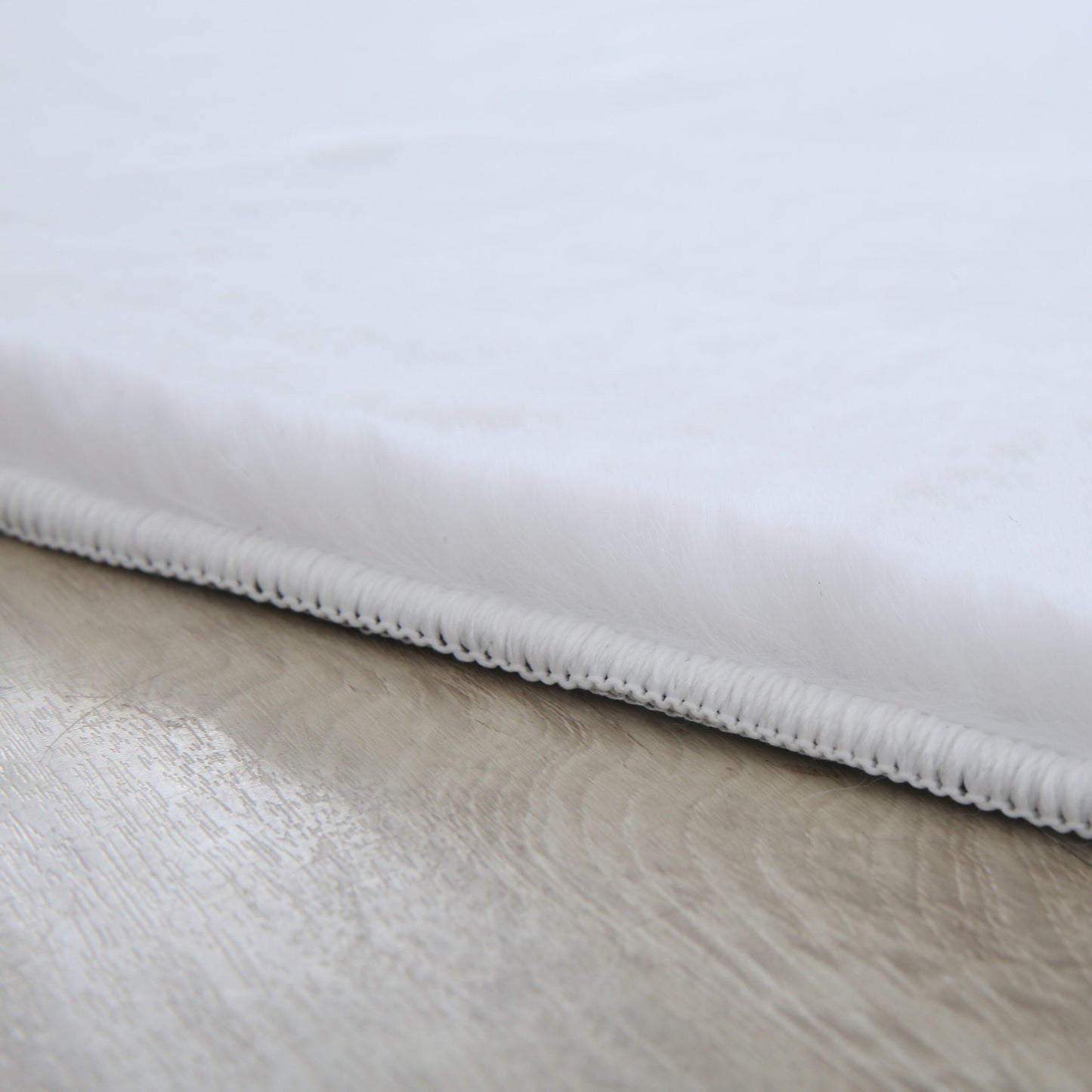 Plushtale Ultra-Soft Fluffy Rug - Anthracite