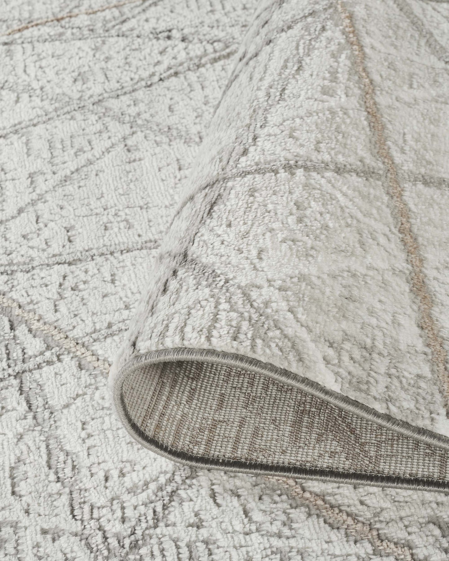 Perla Metallic Abstract Rug - Axis Beige
