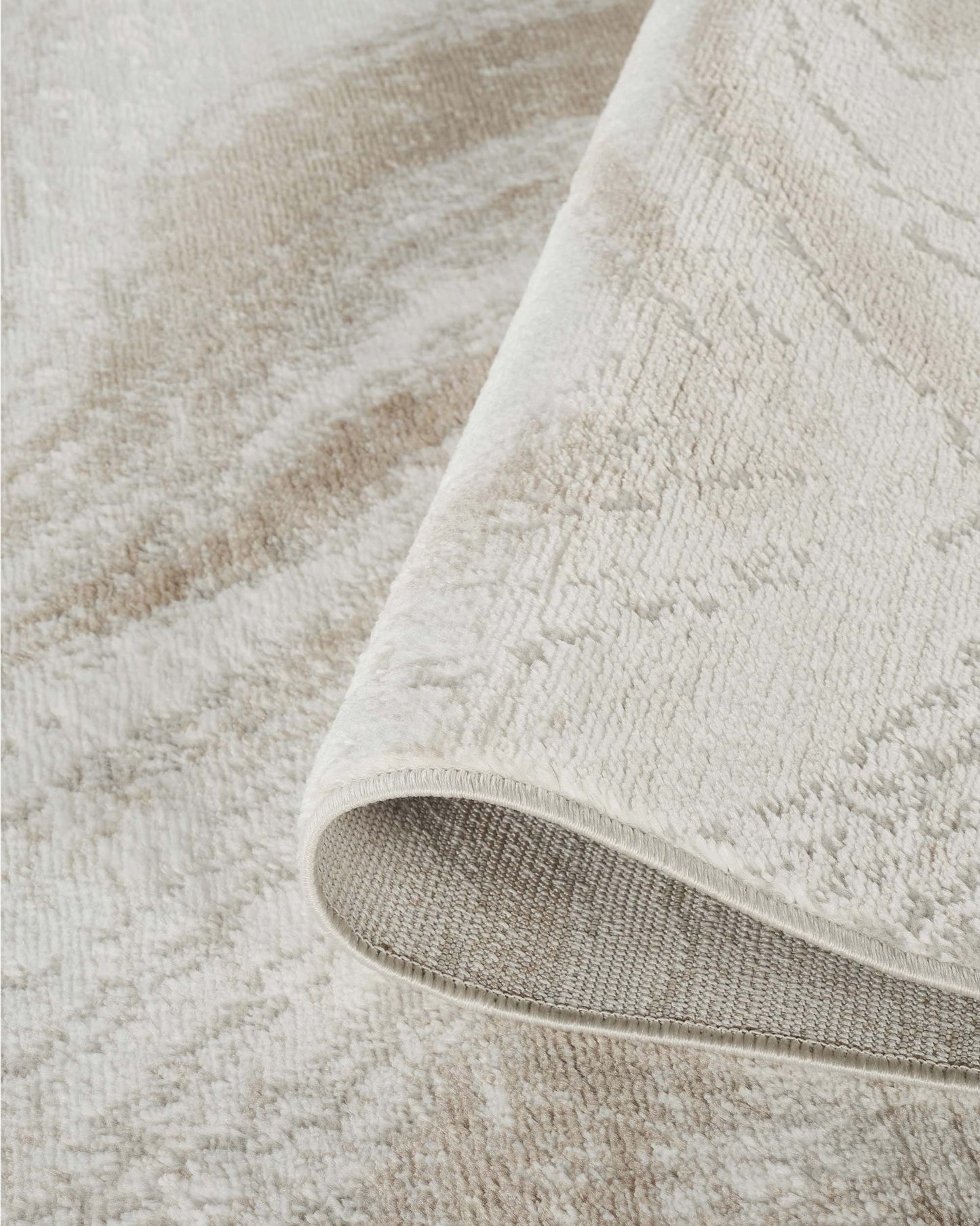 Perla Metallic Abstract Rug - Resin Beige