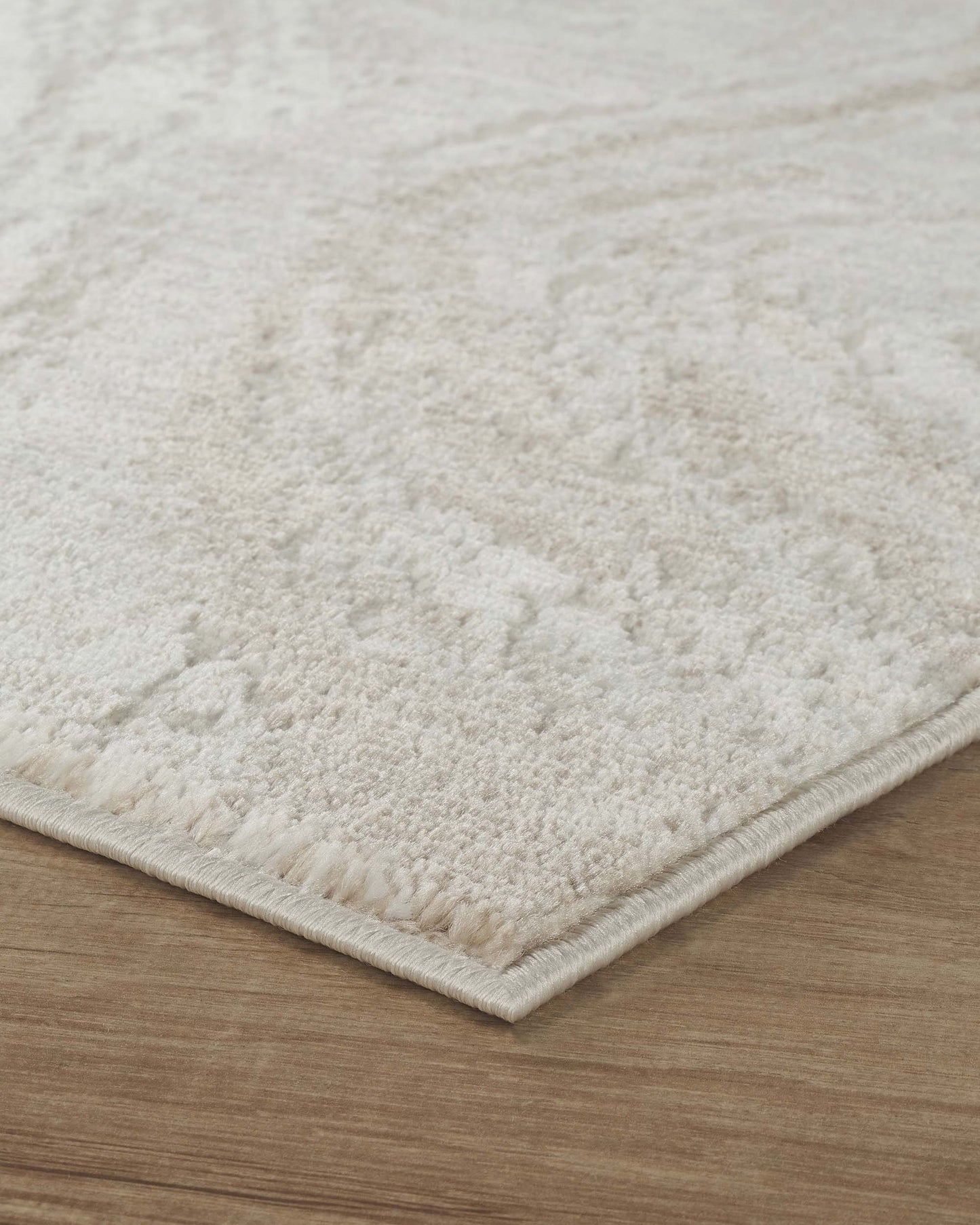 Perla Metallic Abstract Rug - Resin Beige