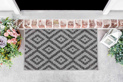Sky Diamond Outdoor Rug - Dark Grey