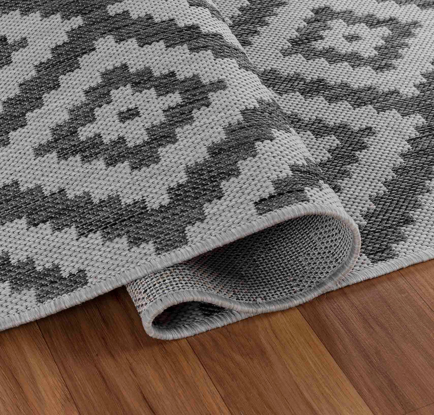 Sky Diamond Outdoor Rug - Dark Grey
