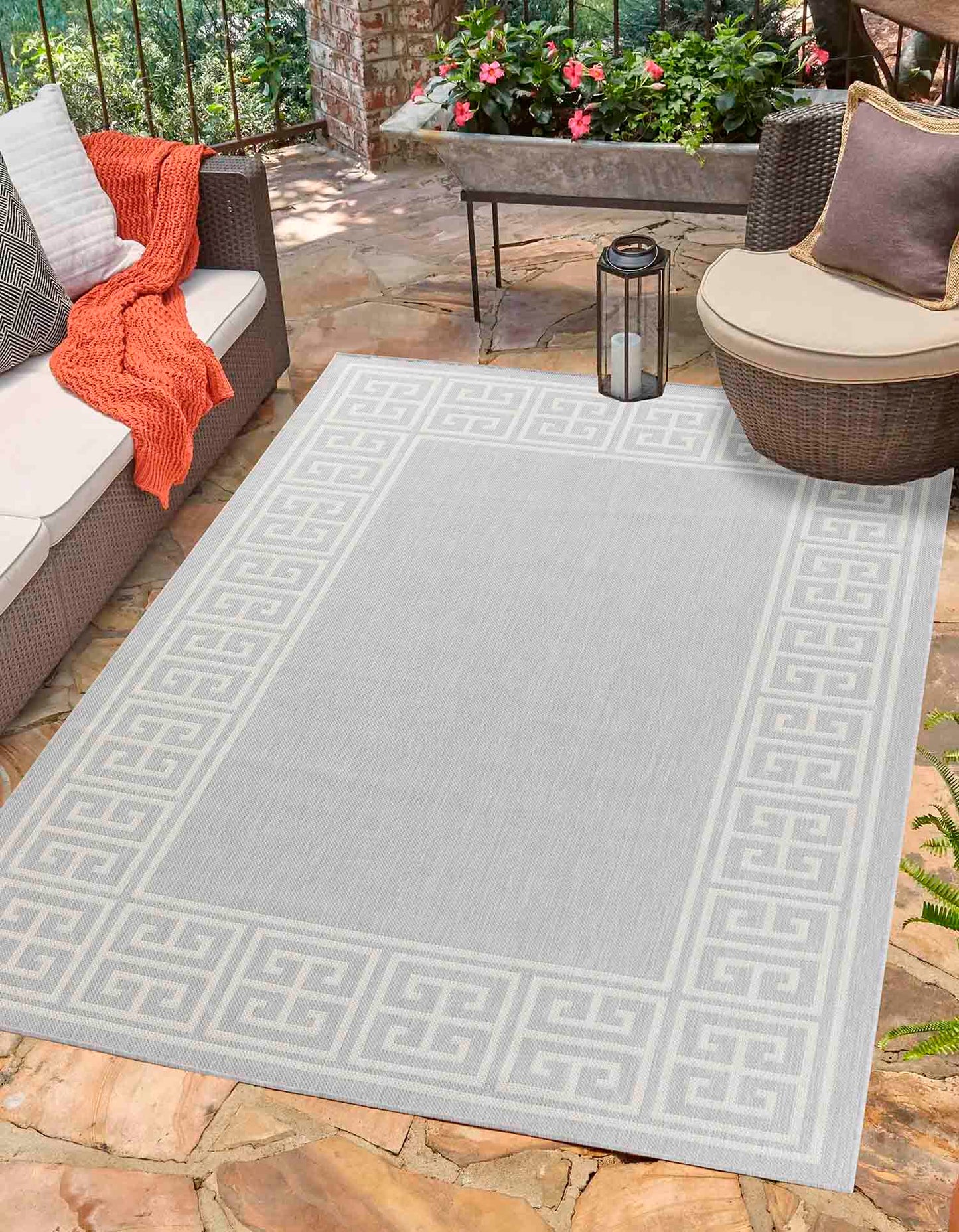 Sky Greek Key Outdoor Rug Silver