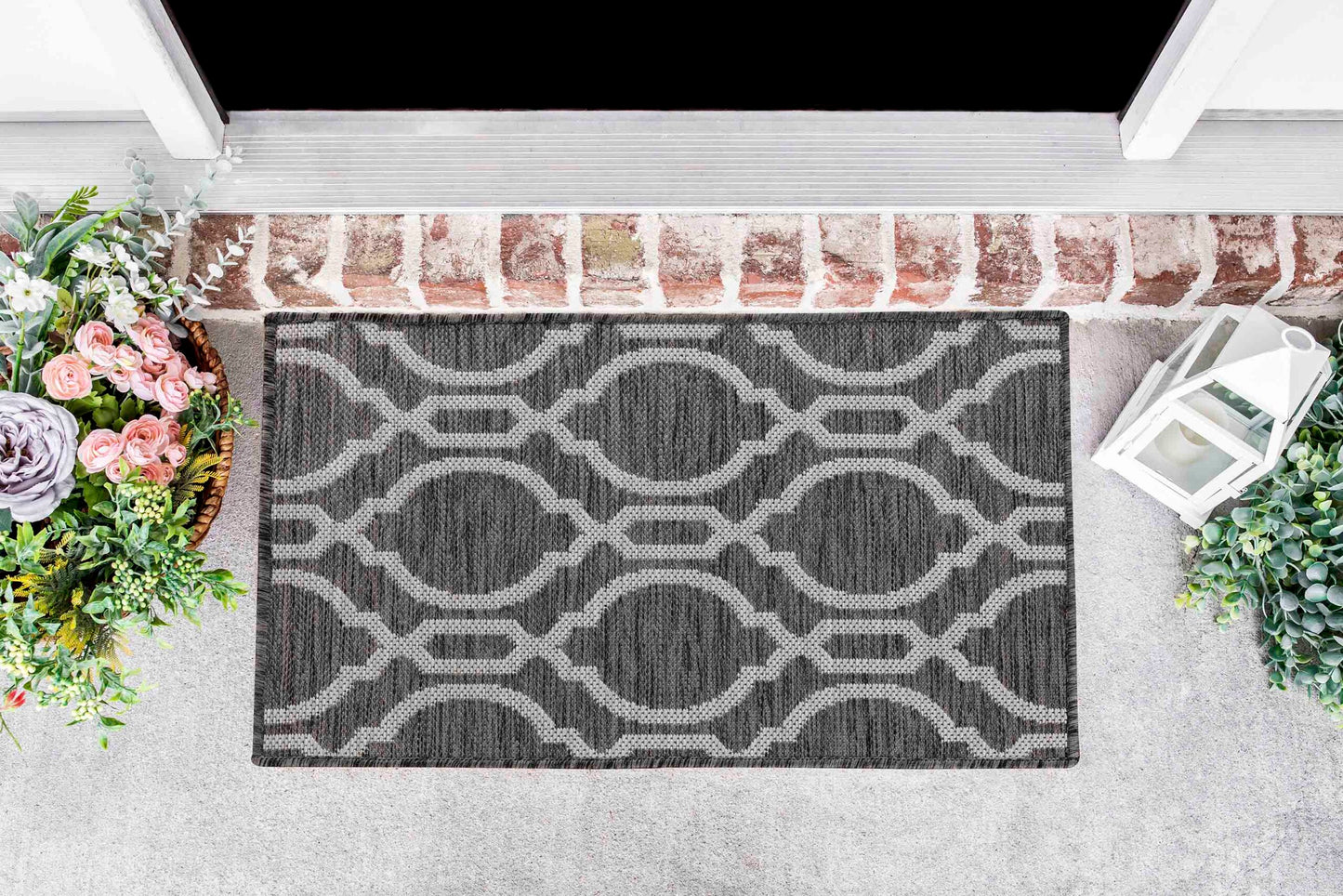 Sky Trellis Outdoor Rug - Dark Grey