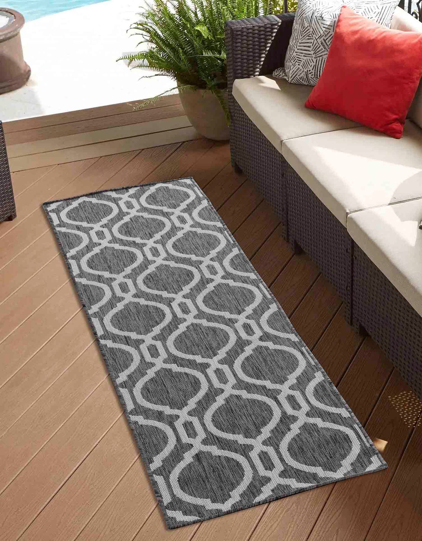 Sky Trellis Outdoor Rug - Dark Grey