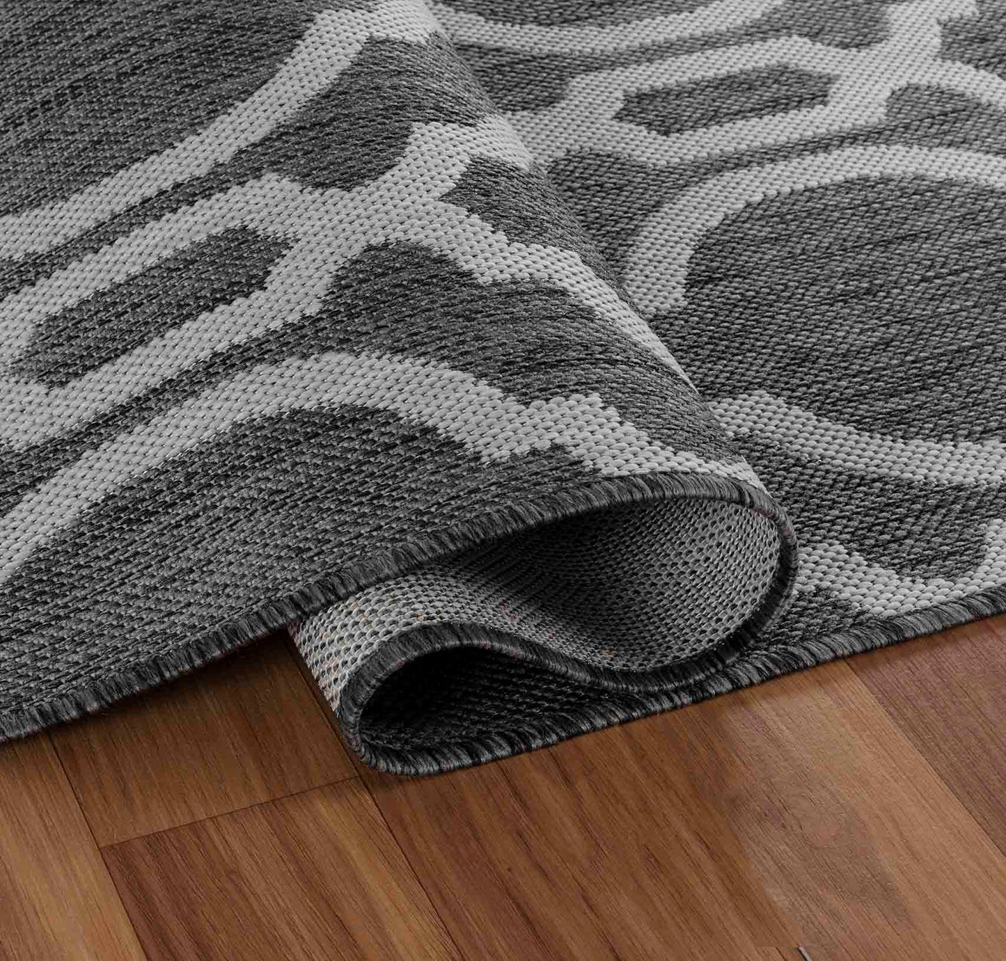 Sky Trellis Outdoor Rug - Dark Grey