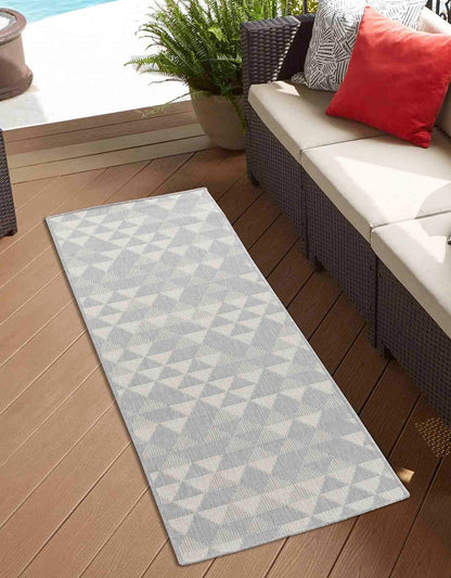 Sky Triangle Outdoor Rug - Silver