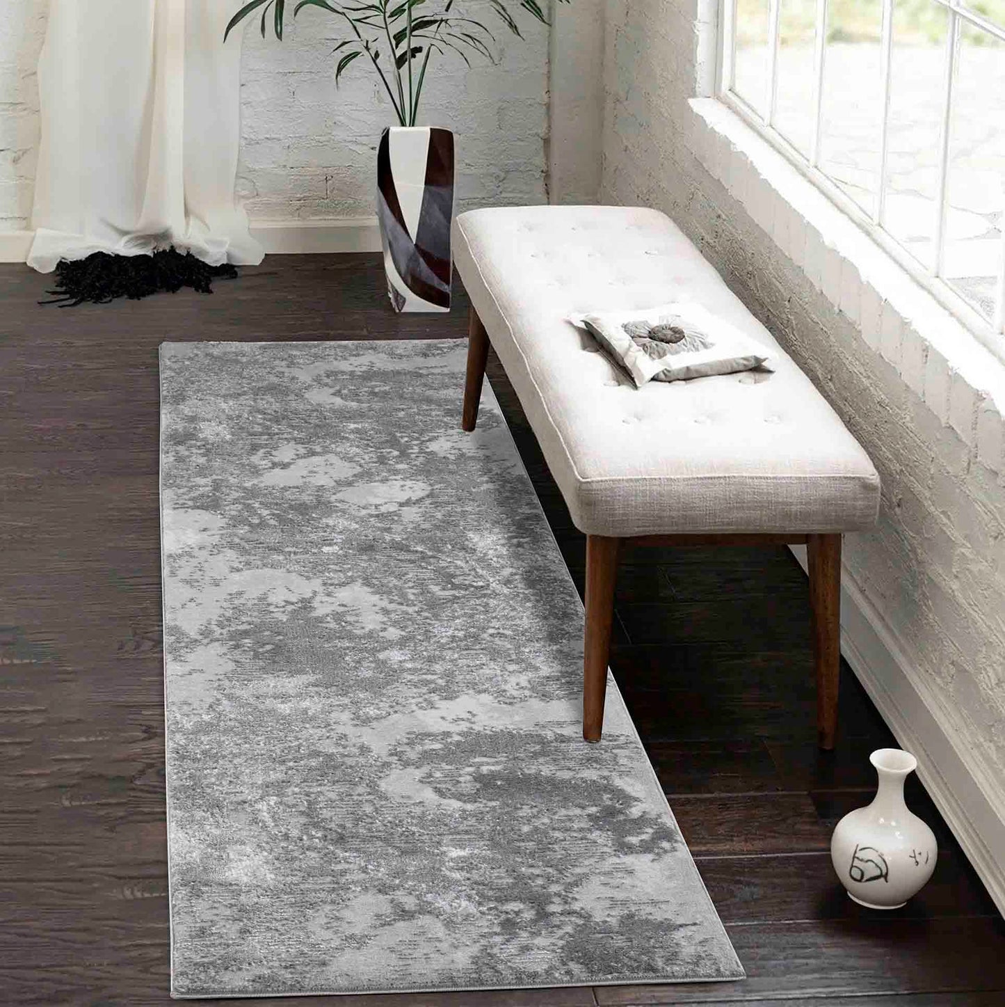 Serenity Abstract Sprayed Rug - Grey