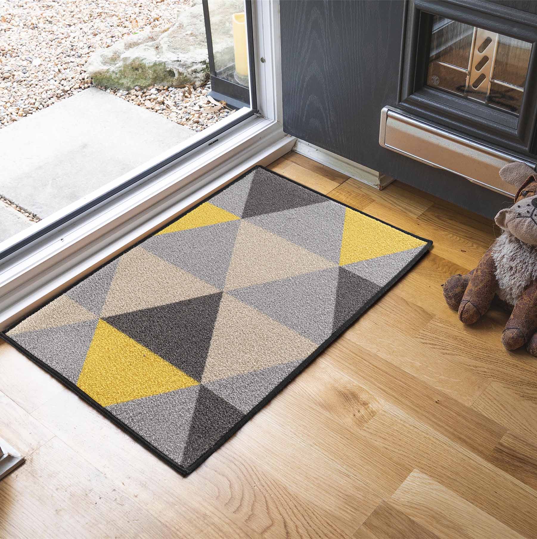 Havana Triangle Door Mat - Dark Gold