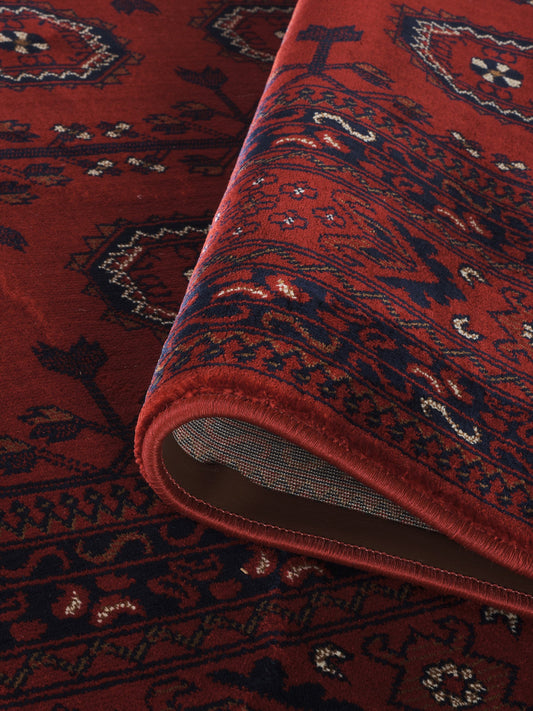 Red Yasmin traditional bokhara rug, close-up pile detail