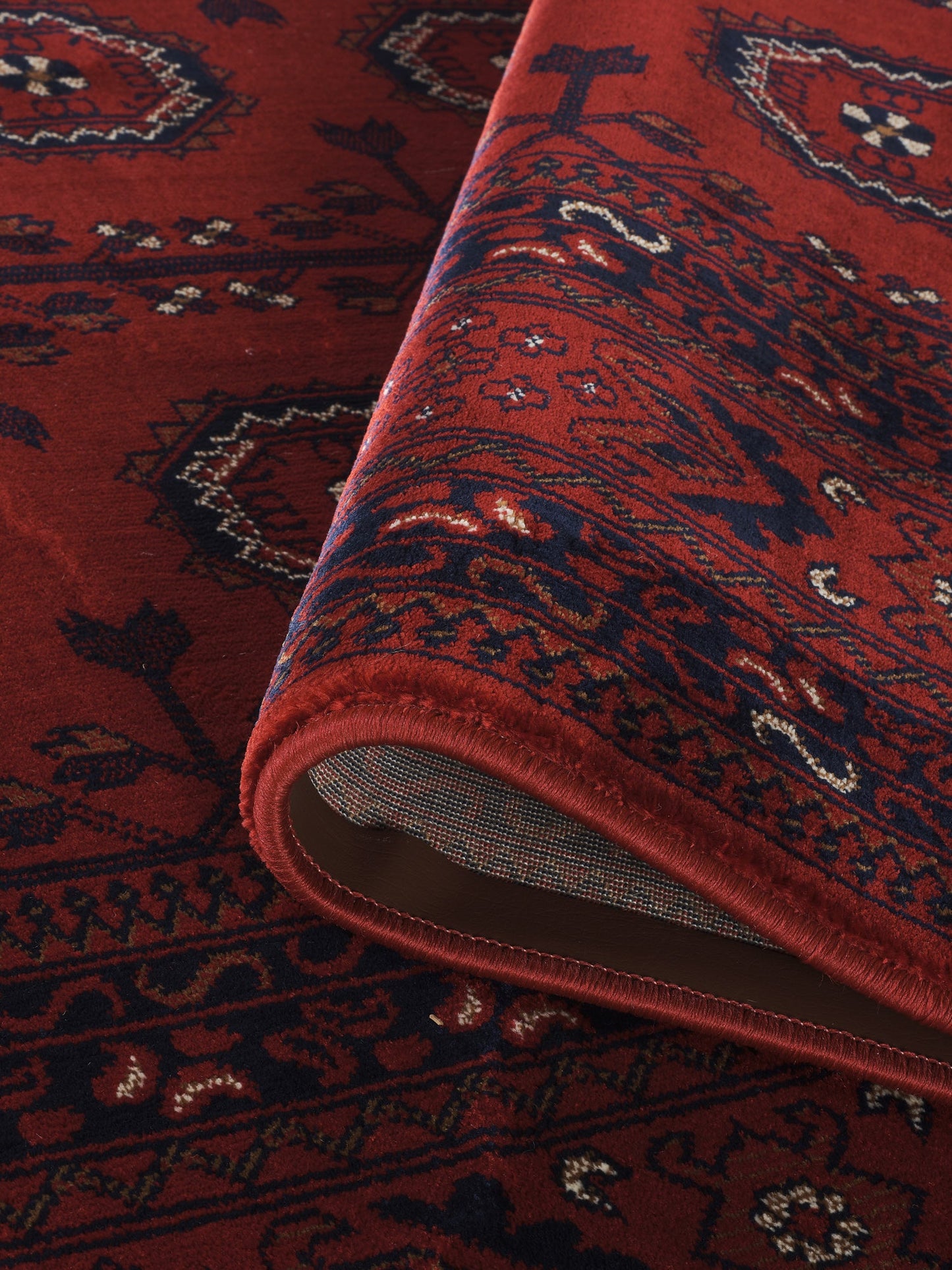 Red Yasmin traditional bokhara rug, close-up pile detail